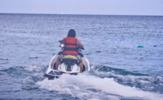 Τουρκικές παλαβομάρες: “Γκιουλενιστές” διασχίζουν το Αιγαίο πάνω σε τζετ σκι