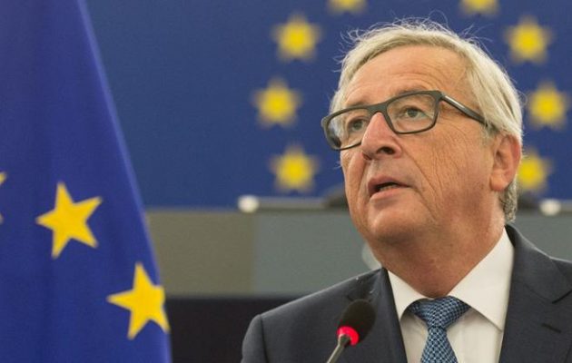 Ο Γιούνκερ αποκάλεσε τους Ευρωβουλευτές και το Ευρωπαϊκό Κοινοβούλιο “γελοίους”