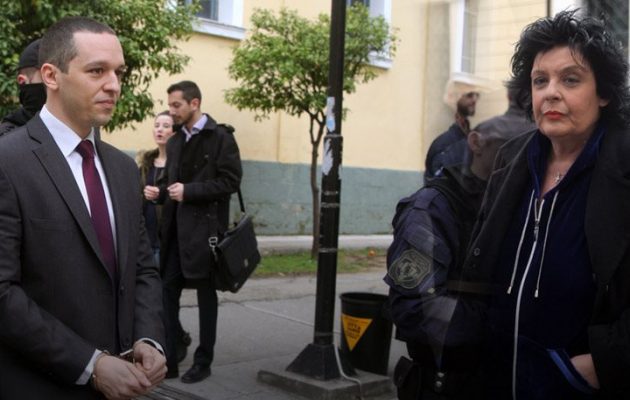 Κανέλλη για Κασιδιάρη: Ζούμε στο κοινοβουλευτικό survivor φασιστών