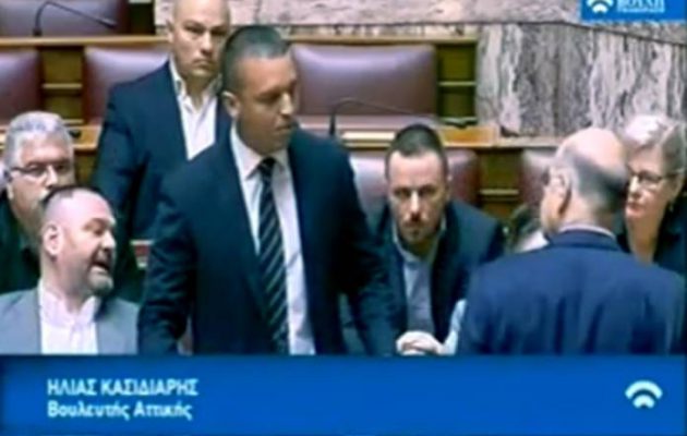 Βουλή: Η ΧΑ θα αποβληθεί από τη συζήτηση για το πολυνομοσχέδιο – Θα συμμετάσχει στην ψηφοφορία