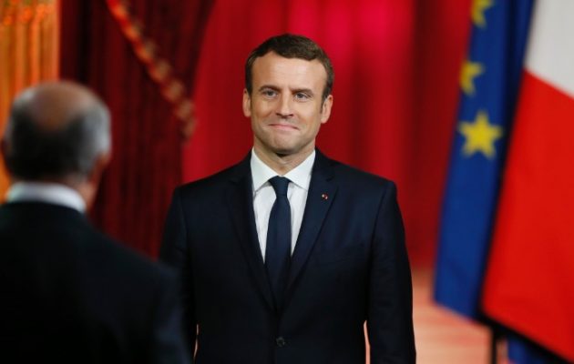 Deutsche Welle: Τι να περιμένει η Ελλάδα από τον Μακρόν για το χρέος