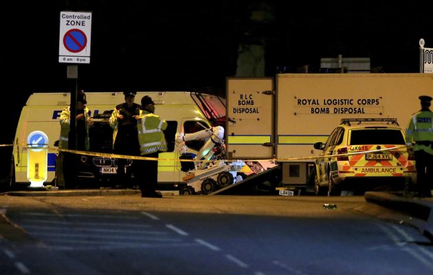 Aστυνομία Μάντσεστερ: Βομβιστής αυτοκτονίας ο δράστης – 22 οι νεκροί (βίντεο)