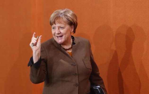 Δημοσκόπηση στη Γερμανία: Διευρύνει το προβάδισμα το κόμμα της Μέρκελ