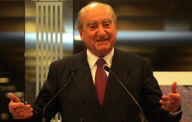 Το “αντίο” του πολιτικού κόσμου στον Κωνσταντίνο Μητσοτάκη – Την Πέμπτη η κηδεία του