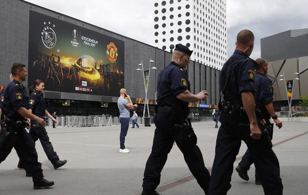 Συνελήφθη  άντρας με μαχαίρι στο κέντρο του Μπέρμπιγχαμ