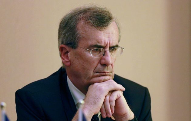 Γάλλος τραπεζίτης: Επικίνδυνες οι προτάσεις Λεπέν για διπλό νόμισμα