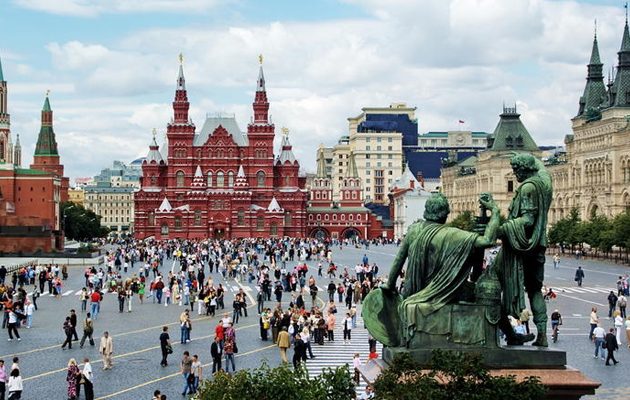 Η Ρωσία μείωσε, κατά 10%, τους δημοσίους υπαλλήλους της