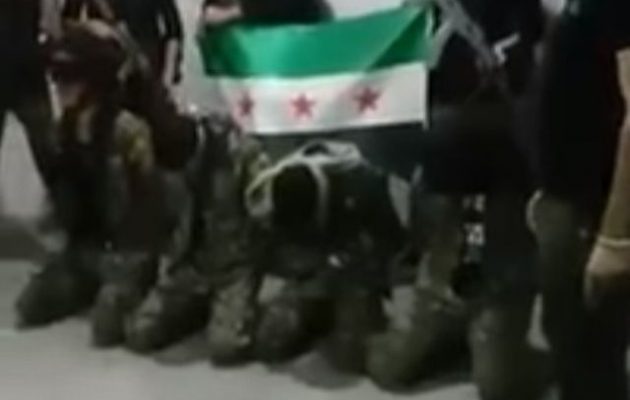 Τουρκόφιλοι ισλαμιστές αιχμαλώτισαν τέσσερις Κούρδους μαχητές και τους έβγαλαν σε βίντεο
