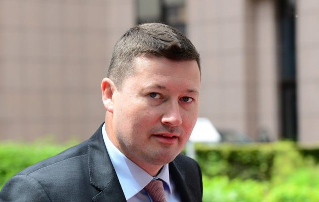 Σύμβουλος Γιούνκερ: Το Brexit ποτέ δεν θα γίνει επιτυχία