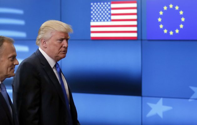 Τουσκ και Γιούνκερ υποδέχθηκαν τον Τραμπ στις Βρυξέλλες (φωτο)