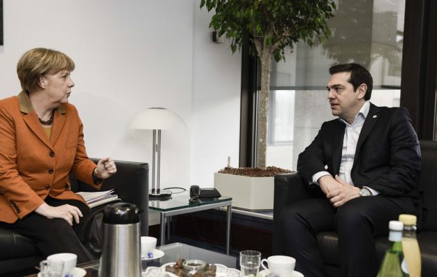 Τηλεφωνικό τετ α τετ Τσίπρα – Μέρκελ για το χρέος – Τι συμφώνησαν