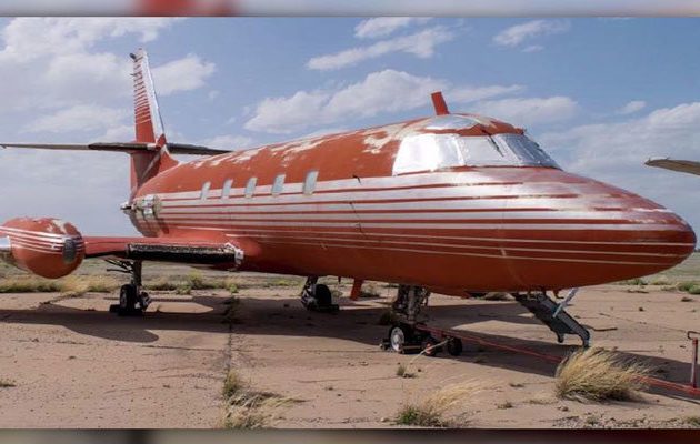 Δείτε πόσο πουλήθηκε σε δημοπρασία το ιδιωτικό αεροπλάνο του Ελβις Πρίσλεϊ (φωτο)