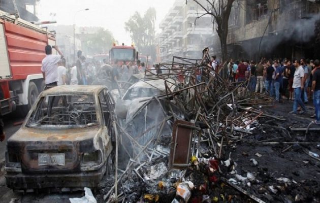 Μακελειό στη Βαγδάτη: 14 νεκροί από βομβιστική επίθεση του Ισλαμικού Κράτους (βίντεο)