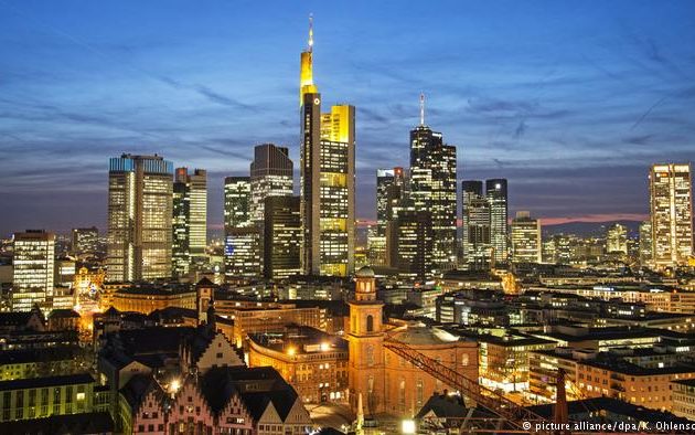 Οι Γερμανοί κερδίζουν πάλι – Τα οφέλη για την Φρανκφούρτη από το Brexit