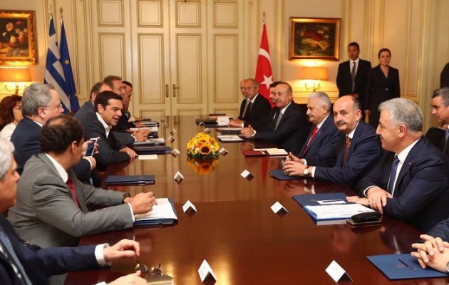 Ο Γιλντιρίμ ζήτησε πίσω τους Τούρκους “ικέτες” – Τι απάντησε ο Τσίπρας