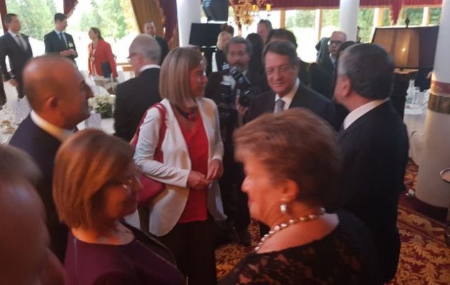 Έτοιμος να σηκωθεί και να φύγει από τη Διάσκεψη για το Κυπριακό ο Αναστασιάδης εάν…