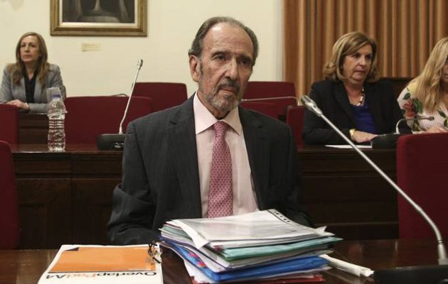 Χαμός στην Εξεταστική – Ο Μαρτίνης κάρφωσε λίστα με διορισμούς στο “Ντυνάν”