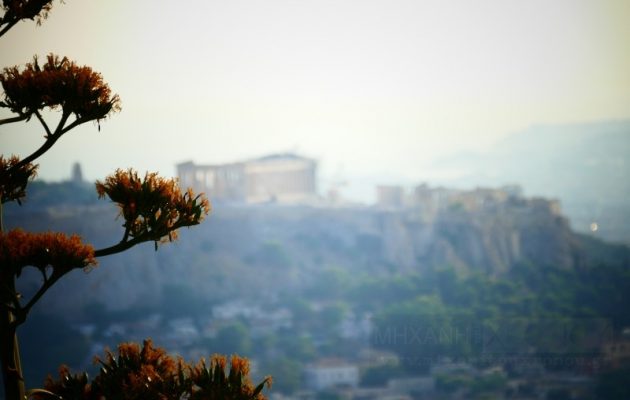 Αθήνα: Στο “κόκκινο” οι τιμές των ατμοσφαιρικών ρύπων