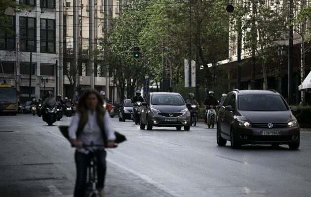 Τέλος στην ταλαιπωρία για τα ανασφάλιστα: Παράταση και επιστροφές έως 14 Ιουλίου