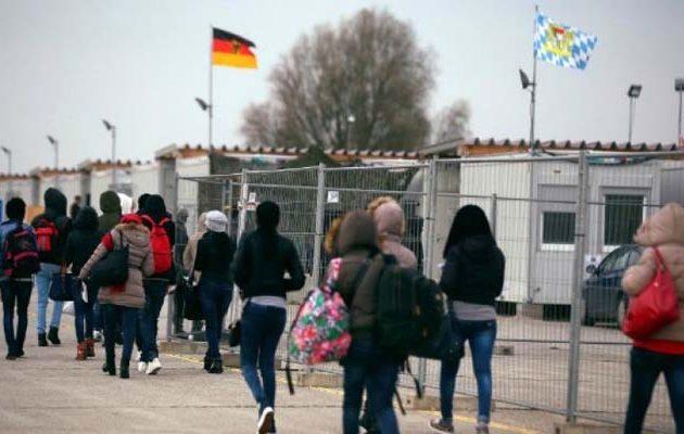 Απίστευτο: Οι Γερμανοί θέλουν να απελάσουν μωρό 5 μηνών και να κρατήσουν στη χώρα τους γονείς