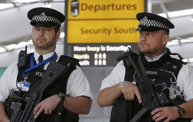 Συνελήφθη ύποπτος τζιχαντιστής στο Χίθροου για την επίθεση στο Μάντσεστερ