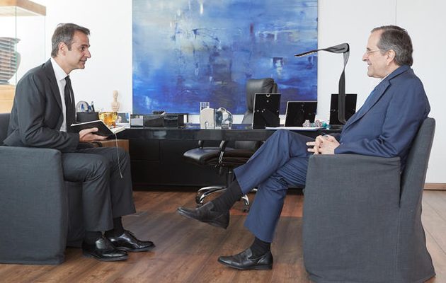 Πρώτη συνάντηση Μητσοτάκη – Σαμαρά στα νέα γραφεία – Τι συζήτησαν