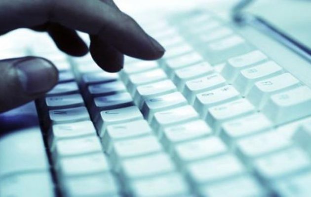 Βγήκαν στον «αέρα» τα προσωπικά στοιχεία 200 εκατ. Αμερικανών!