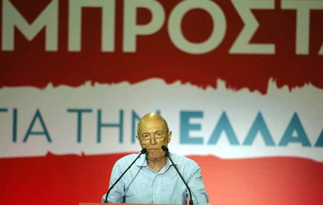 Ο Σημίτης ζήτησε από το συνέδριο της ΔΗ.ΣΥ. νέο κόμμα από καινούρια  πρόσωπα