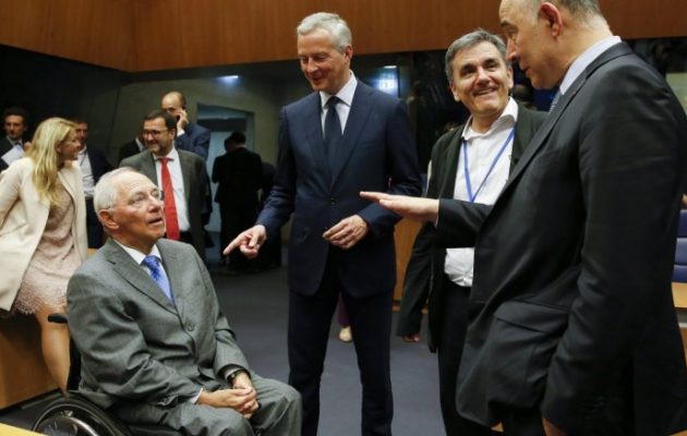 Die Linke: Χρυσοπληρωμένος ερασιτεχνικός θίασος το Eurogroup με σκηνοθέτη τον Σόιμπλε