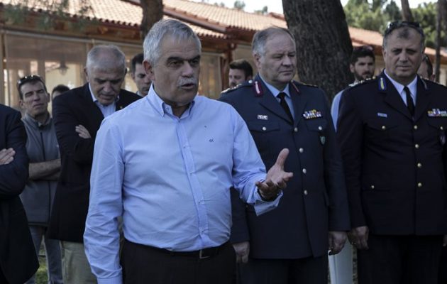 Οι “σφαίρες” στον Κοτζιά, η οργή Μαξίμου και οι άλλες απειλητικές επιστολές