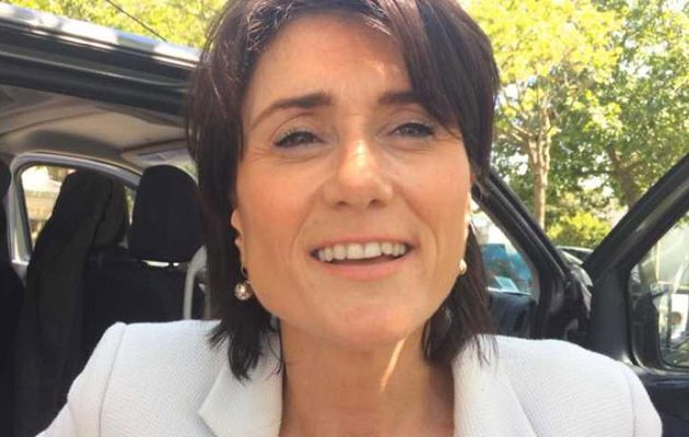 Βουλευτής του Μακρόν: Δεν μπορώ να πάω στη Bουλή, παίζω τένις με τα παιδιά μου