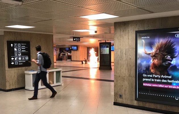 Συναγερμός στις Βρυξέλλες: Δύο εκρήξεις στο κεντρικό σταθμό των τρένων (βίντεο)