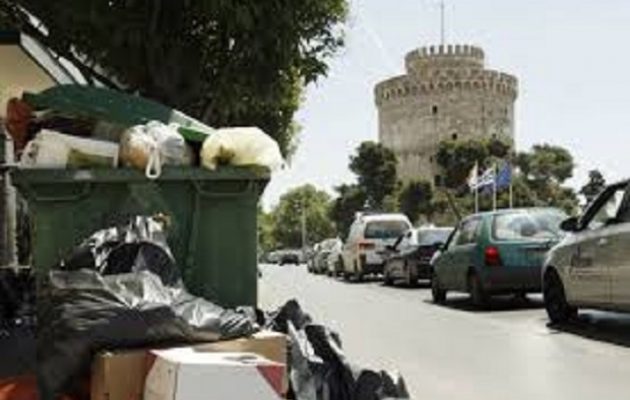Θεσσαλονίκη: Ο Μπουτάρης αναθέτει σε ιδιώτες την αποκομιδή σκουπιδιών