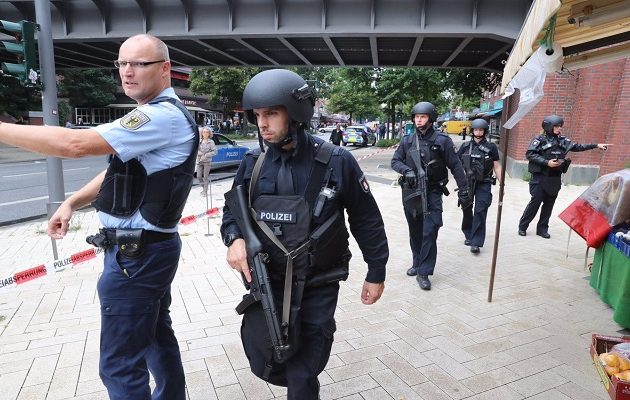 Επίθεση με μαχαίρι σε σούπερ μάρκετ στο Αμβούργο – Ένας νεκρός- Συνελήφθη ο δράστης