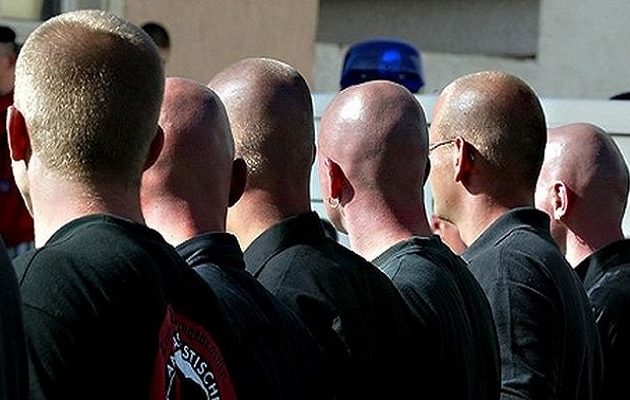 Aυστρία: 33χρονος “έφαγε” δύο χρόνια φυλακή για ναζιστικό χαιρετισμό