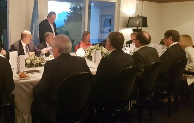 Κυπριακό: Σκληρό ξενύχτι στο Κραν Μοντάνα στο δείπνο εργασίας – Αδιάλλακτοι οι Τούρκοι