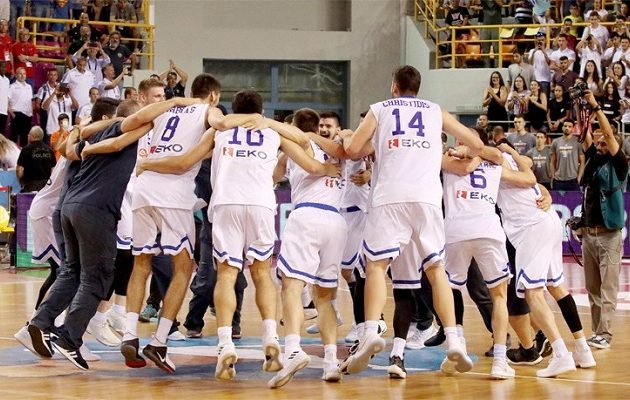 O Όμιλος ΕΛΠΕ και ΕΚΟ συγχαίρουν τους «χρυσούς» της Εθνικής Νέων Ανδρών