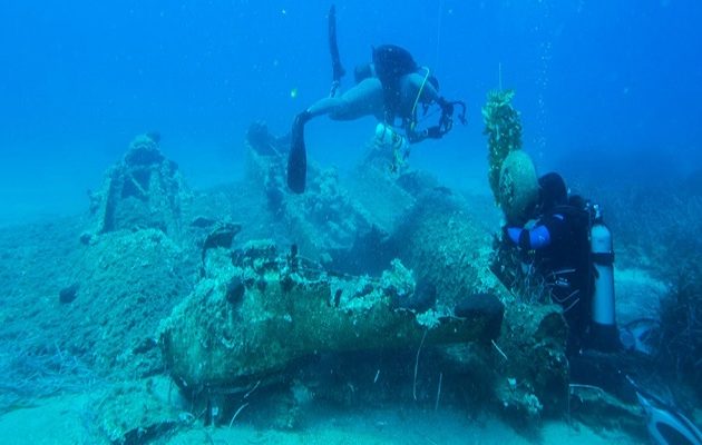 Βρέθηκε αεροσκάφος του Β’ Παγκοσμίου στην Ικαρία – 72 χρόνια στο βυθό (φωτο)