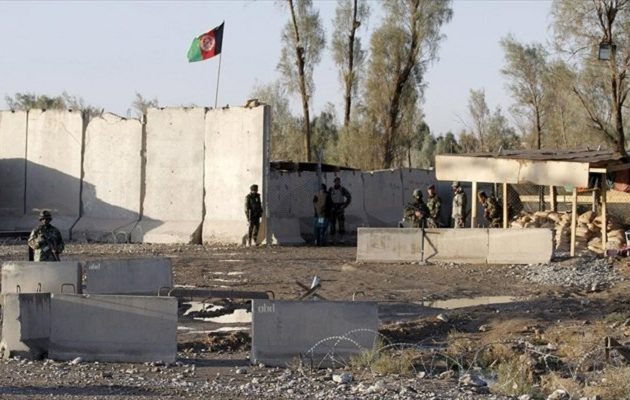 Επίθεση Ταλιμπάν στην αεροπορική βάση Κανταχάρ – 26 νεκροί στρατιώτες