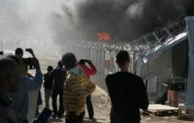 Νέα εξέγερση μεταναστών στη Μόρια – Έβαλαν φωτιές εντός και εκτός Hotspot