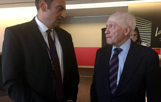 Νίμιτς στο IBNA: Δεν είναι ώρα ακόμα να μιλήσουμε για ποιο όνομα θα έχουν τα Σκόπια