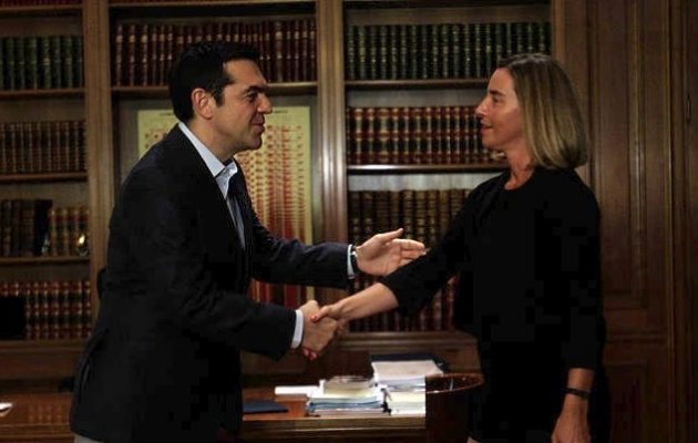 Τη Φεντερίκα υποδέχτηκε ο Τσίπρας στο Μέγαρο Μαξίμου