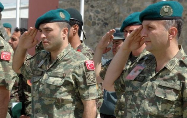 Τούρκοι αξιωματικοί που υπηρετούν στο ΝΑΤΟ στη Γερμανία μπορεί να κατηγορηθούν για κατασκοπεία