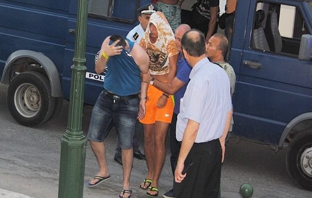 Προφυλακίστηκαν οι oκτώ κατηγορούμενοι για το φόνο του τουρίστα στη Ζάκυνθο