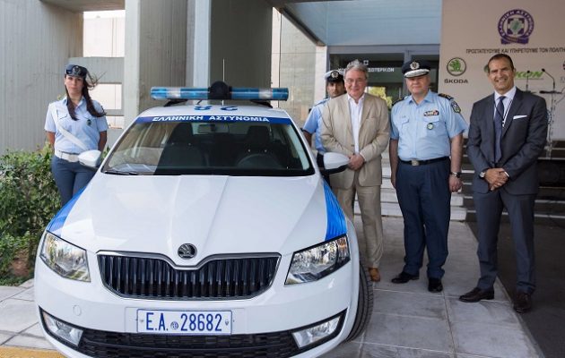 Περιπολικό φυσικού αερίου δώρισε η ΔΕΠΑ στην Ελληνική Αστυνομία