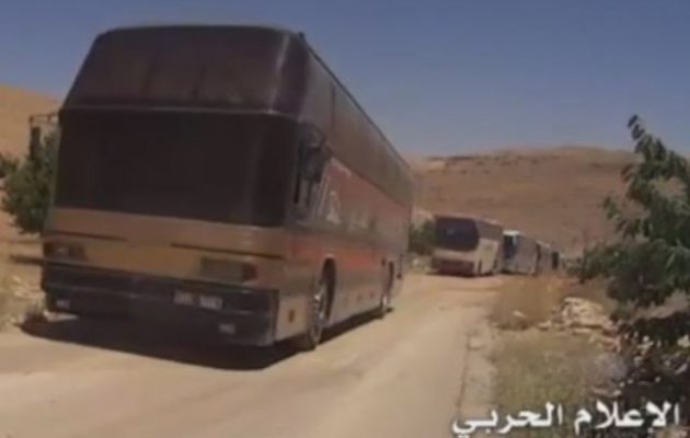 Η Αλ Κάιντα εκκενώνει τον βόρειο Λίβανο – 9.000 τζιχαντιστές μεταφέρονται με συνθήκες στη Συρία