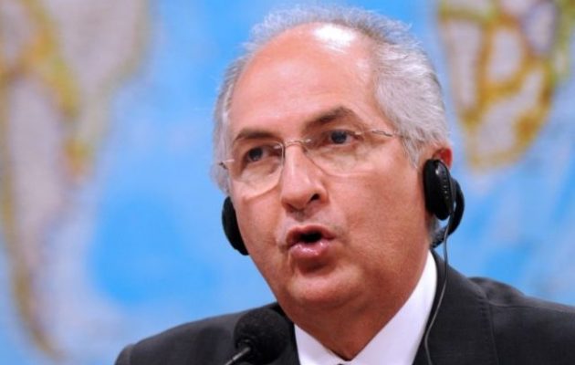 Ο δήμαρχος του Καράκας επέστρεψε σπίτι του – Τελεί σε κατ’ οίκον κράτηση