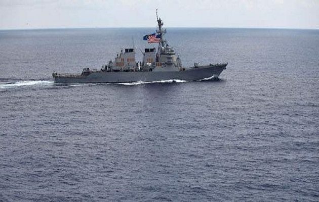 H Κίνα κατήγγειλε παραβιάσεις από αμερικανικό αντιτορπιλικό στη Νότια Σινική Θάλασσα
