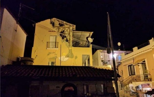Δύο νεκροί και 39 τραυματίες από τον σεισμό στο νησί Ίσκια της Ιταλίας