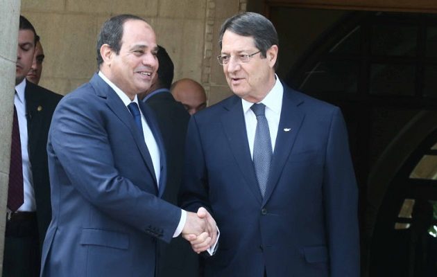 Για Κυπριακό και ενέργεια συνομίλησαν στο τηλέφωνο Αναστασιάδης και Πρόεδρος της Αιγύπτου